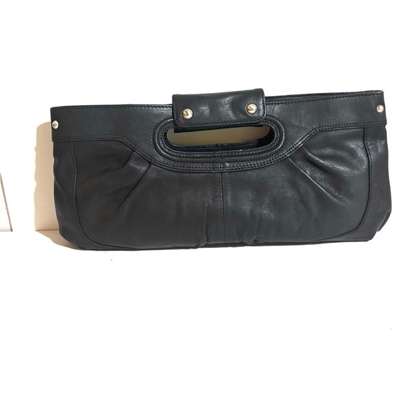 Kenneth Cole Elegant Black Leather Clutch - Picture 1 of 6